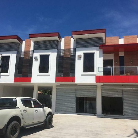 B&S Orchids Suites Hotel Dipolog Esterno foto