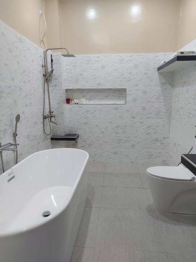 B&S Orchids Suites Hotel Dipolog Esterno foto