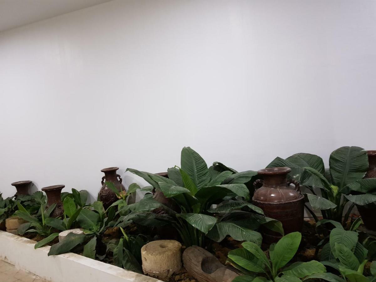 B&S Orchids Suites Hotel Dipolog Esterno foto